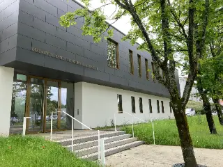 1 Isabelle Auvray